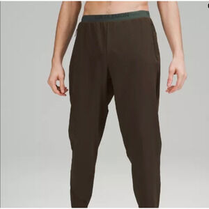 Lululemon Run Sate Jogger logo waistband dark green olive lg